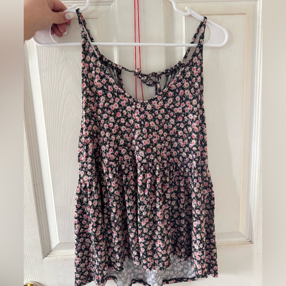 American Eagle Floral Black and Pink Women's Tank size M